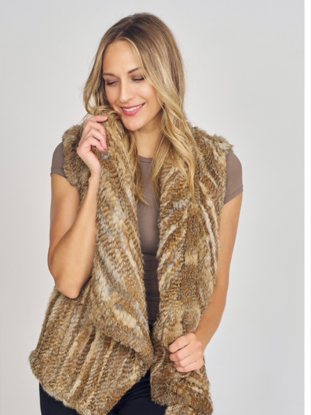 Joie fur vest with hidden closure